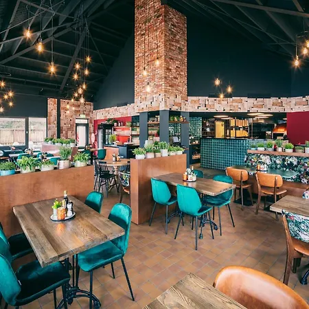 Restyled With Sauna, Near A Nature Reserve * Weert