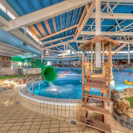 Restyled With Sauna, Near A Nature Reserve * Weert